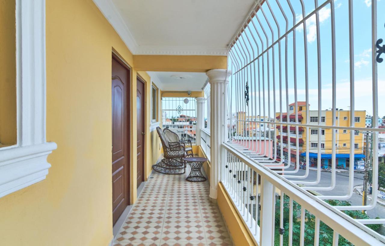Bnb Tropical Island Aparthotel - Corales Del Sur - Santo Domingo Este La Viva ภายนอก รูปภาพ