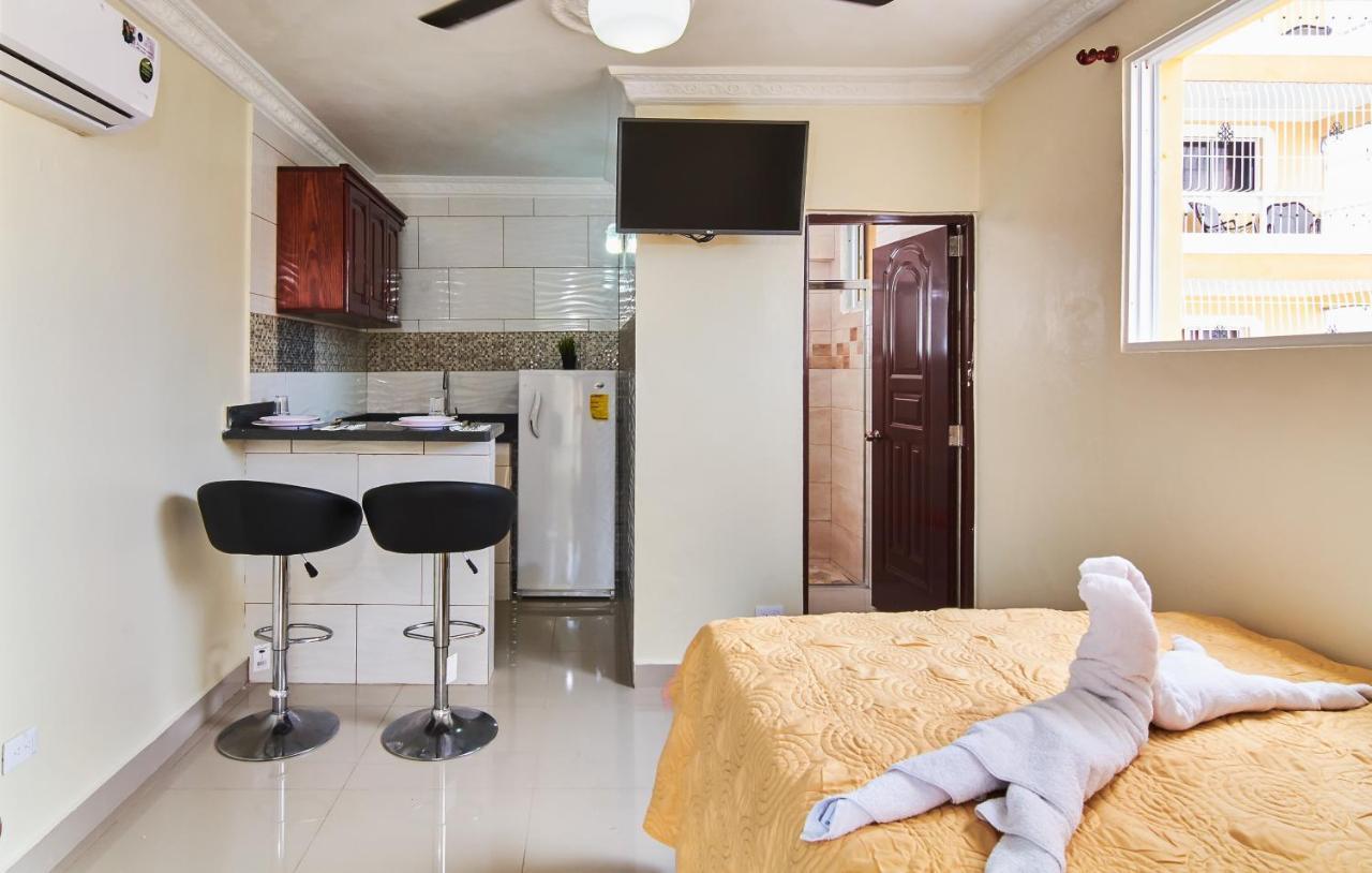Bnb Tropical Island Aparthotel - Corales Del Sur - Santo Domingo Este La Viva ภายนอก รูปภาพ