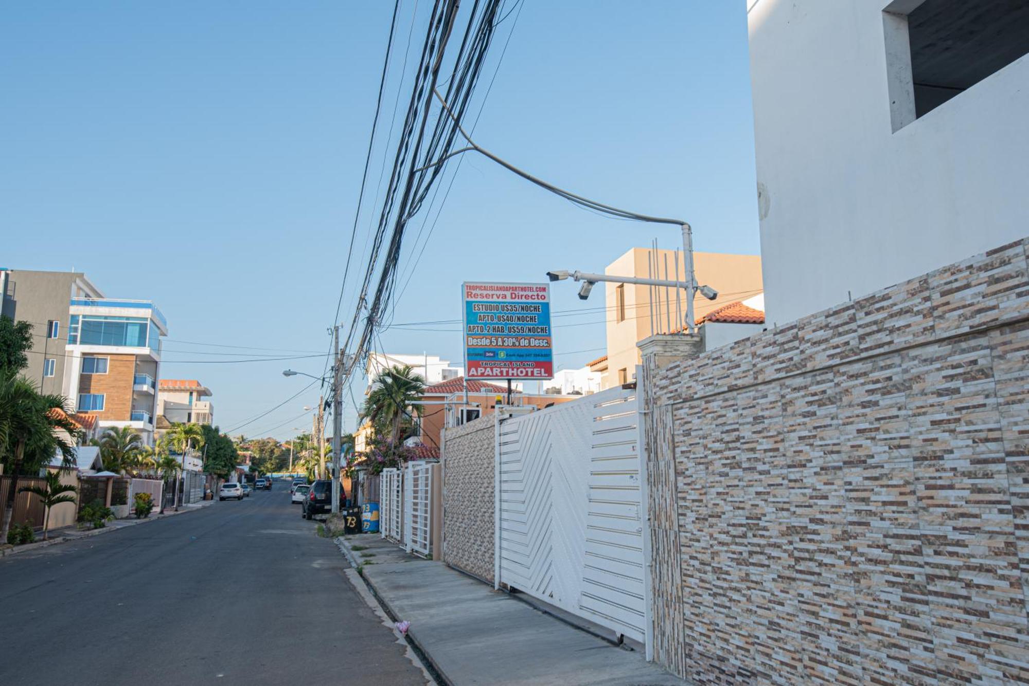 Bnb Tropical Island Aparthotel - Corales Del Sur - Santo Domingo Este ภายนอก รูปภาพ