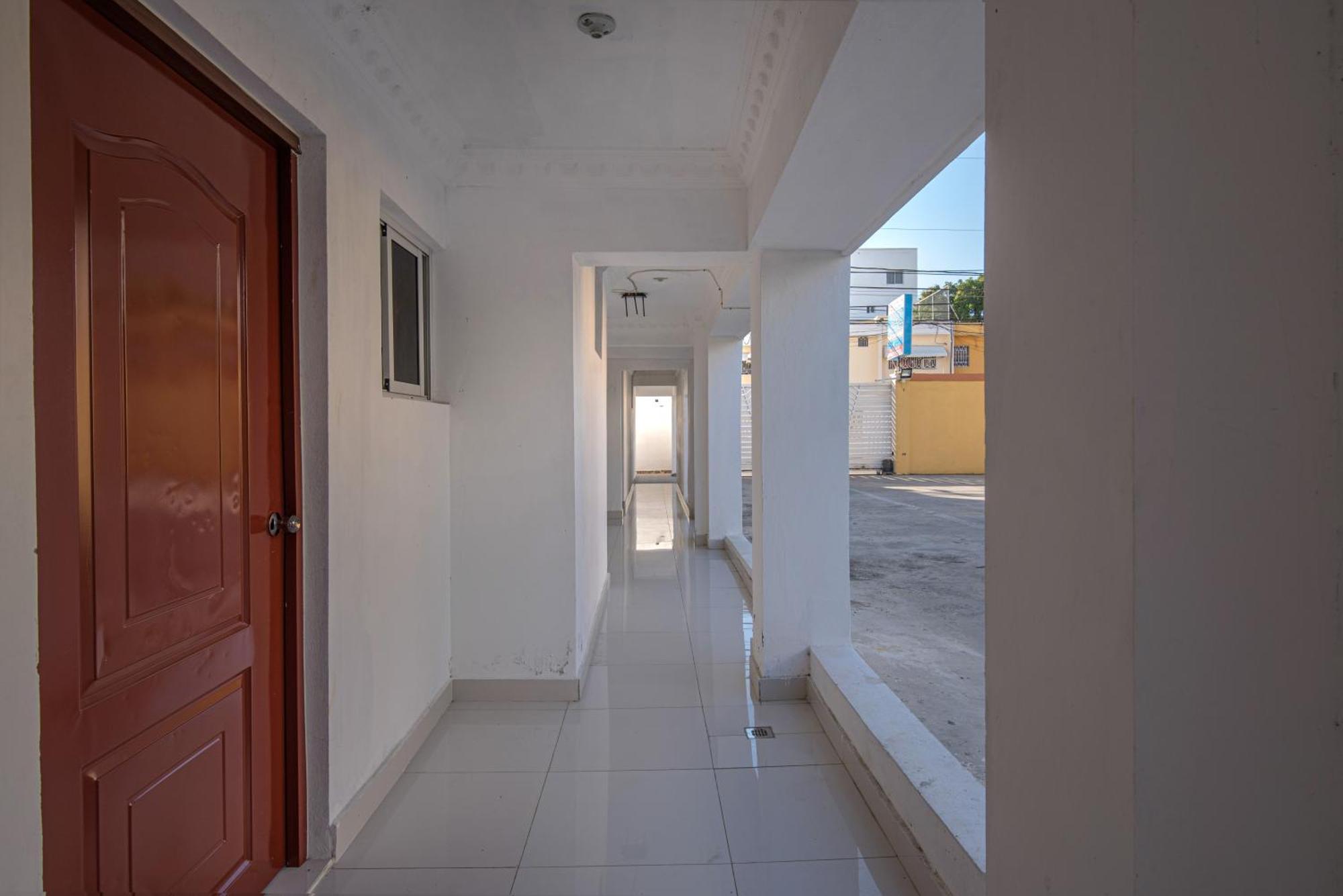 Bnb Tropical Island Aparthotel - Corales Del Sur - Santo Domingo Este La Viva ภายนอก รูปภาพ